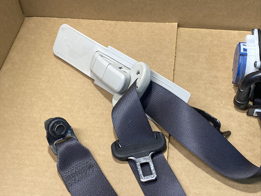 2012 2014 Subaru Impreza Front Right Passenger Side Seat Belt Seatbelt Retractor2