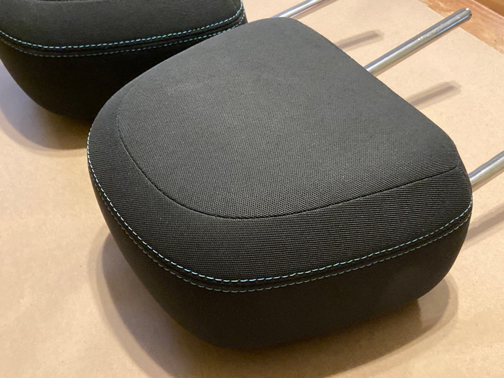 2015 2016 Chevrolet Trax Front Left Right Seat Head Rest Headrest Cloth Black5