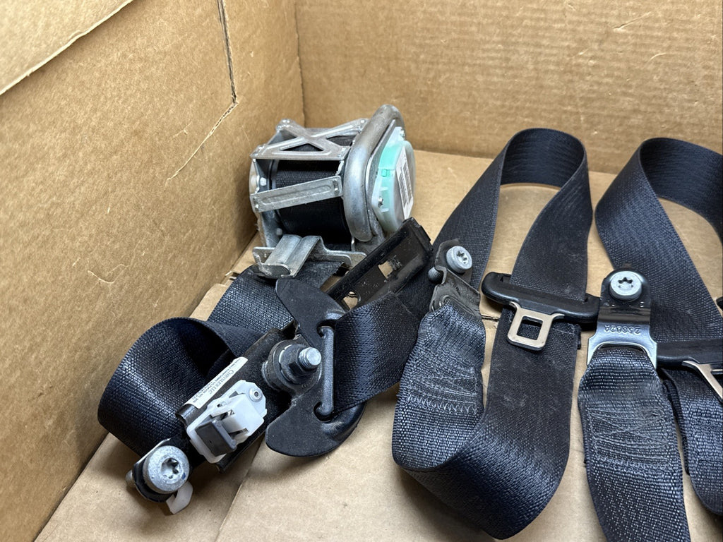 15 19 Dodge Durango Passenger Driver Left Right Seat Belt Seatbelt Retractor Set1