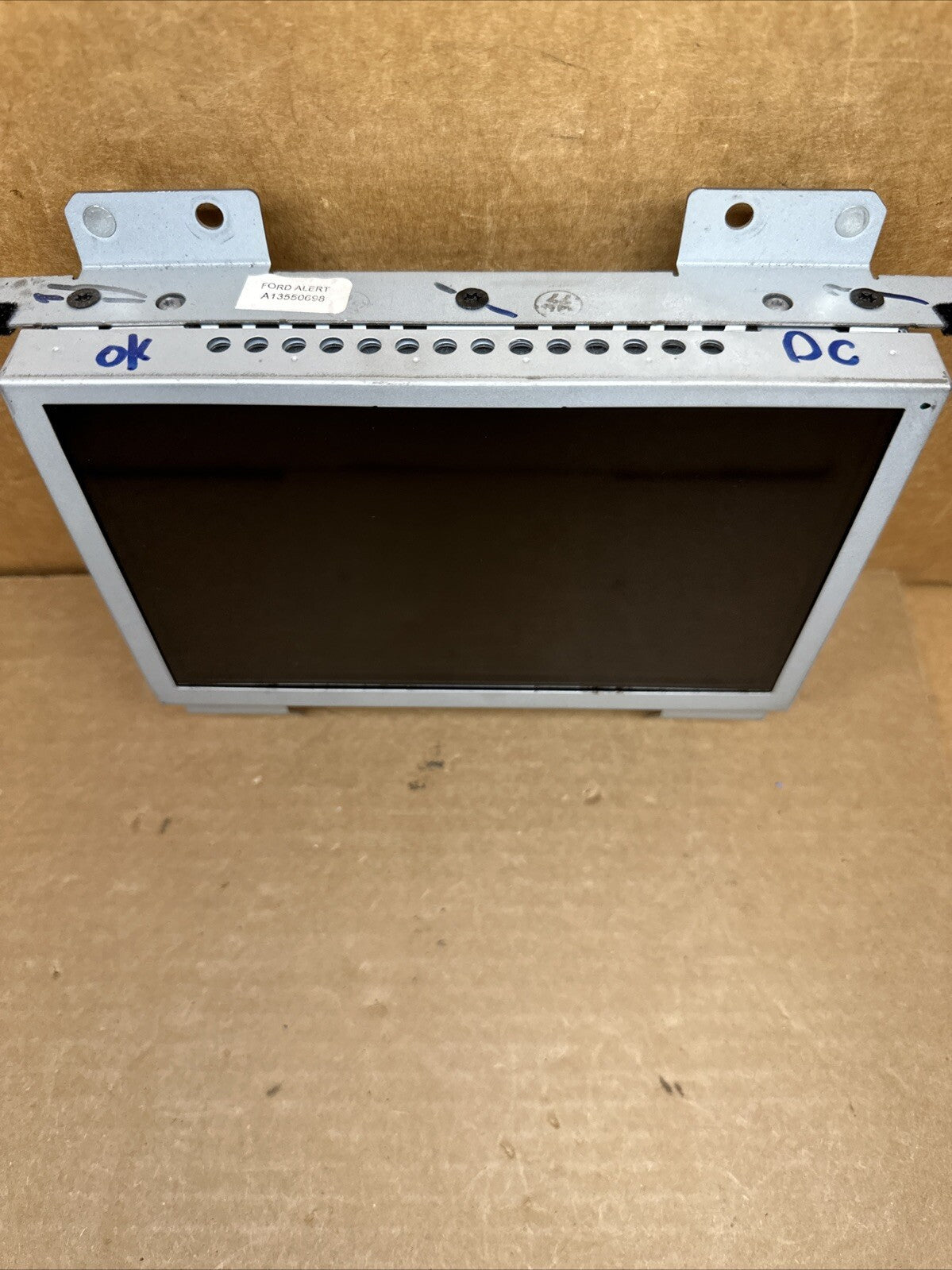 2015 2018 Ford Edge Radio Display Screen Front Center Dash 8" G2GT 18B955 SC3