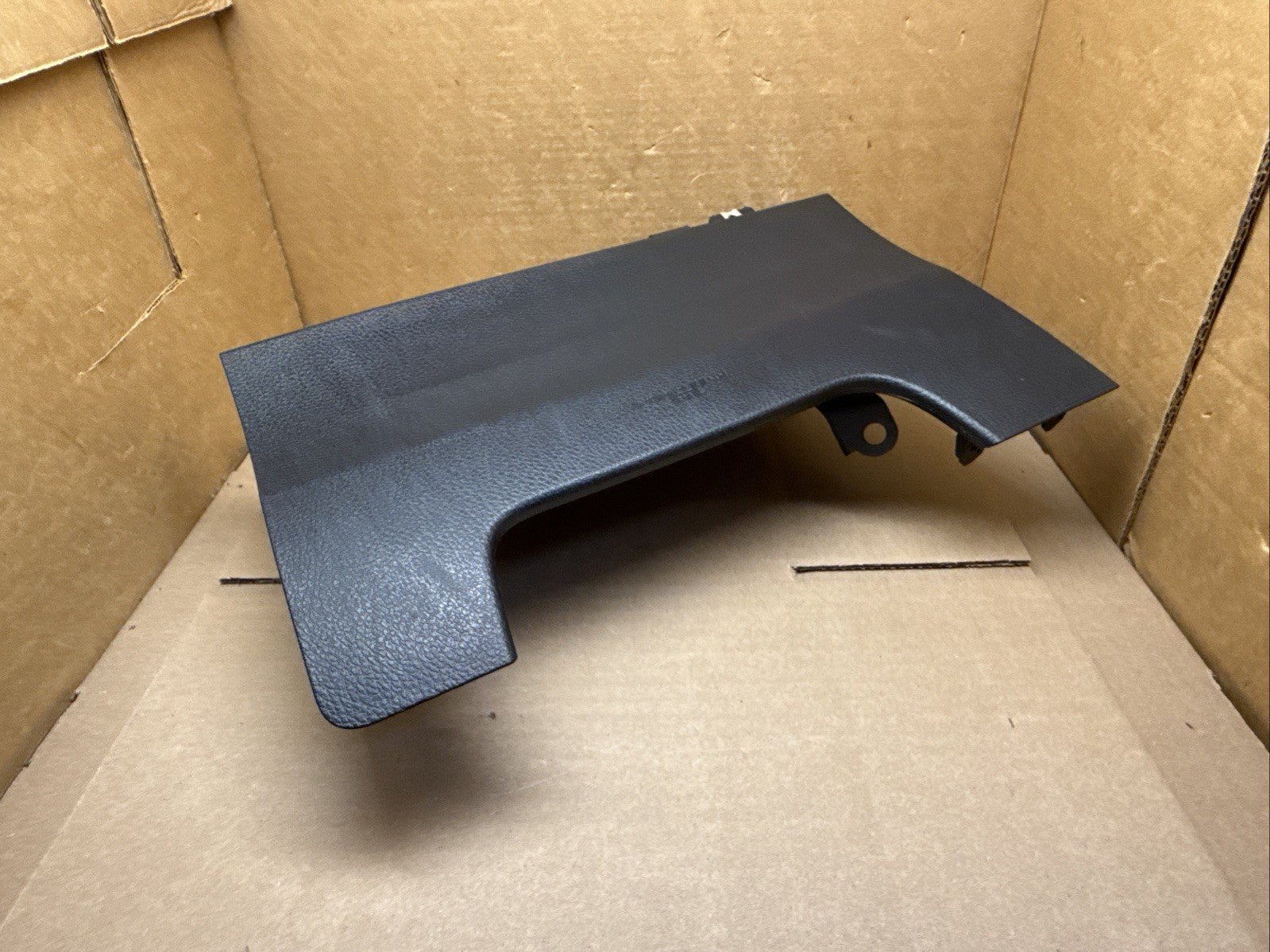 2013 2018 Toyota Rav 4 Rav4 Left Side Driver Knee Lower Air Bag Airbag Black7