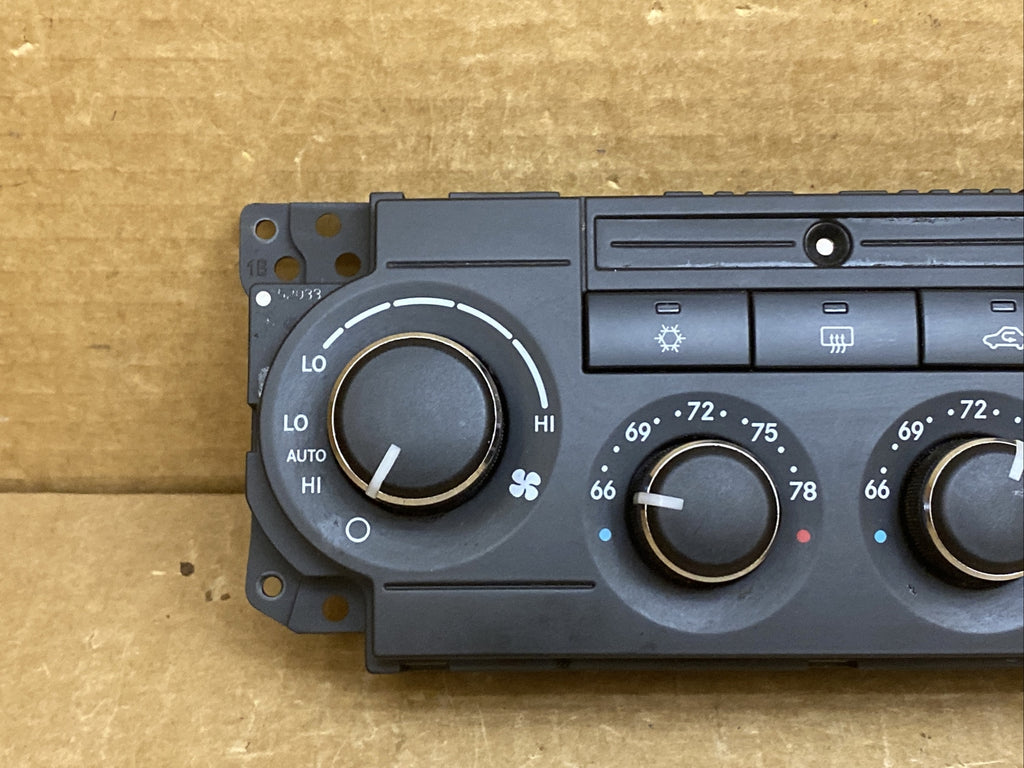 05 10 Grand Cherokee Commander Climate Temp Temperature Control P55111010AG1