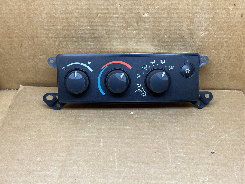 06 08 Dodge Ram Temp Temperature Climate Control Switches Dials 55057078AB0