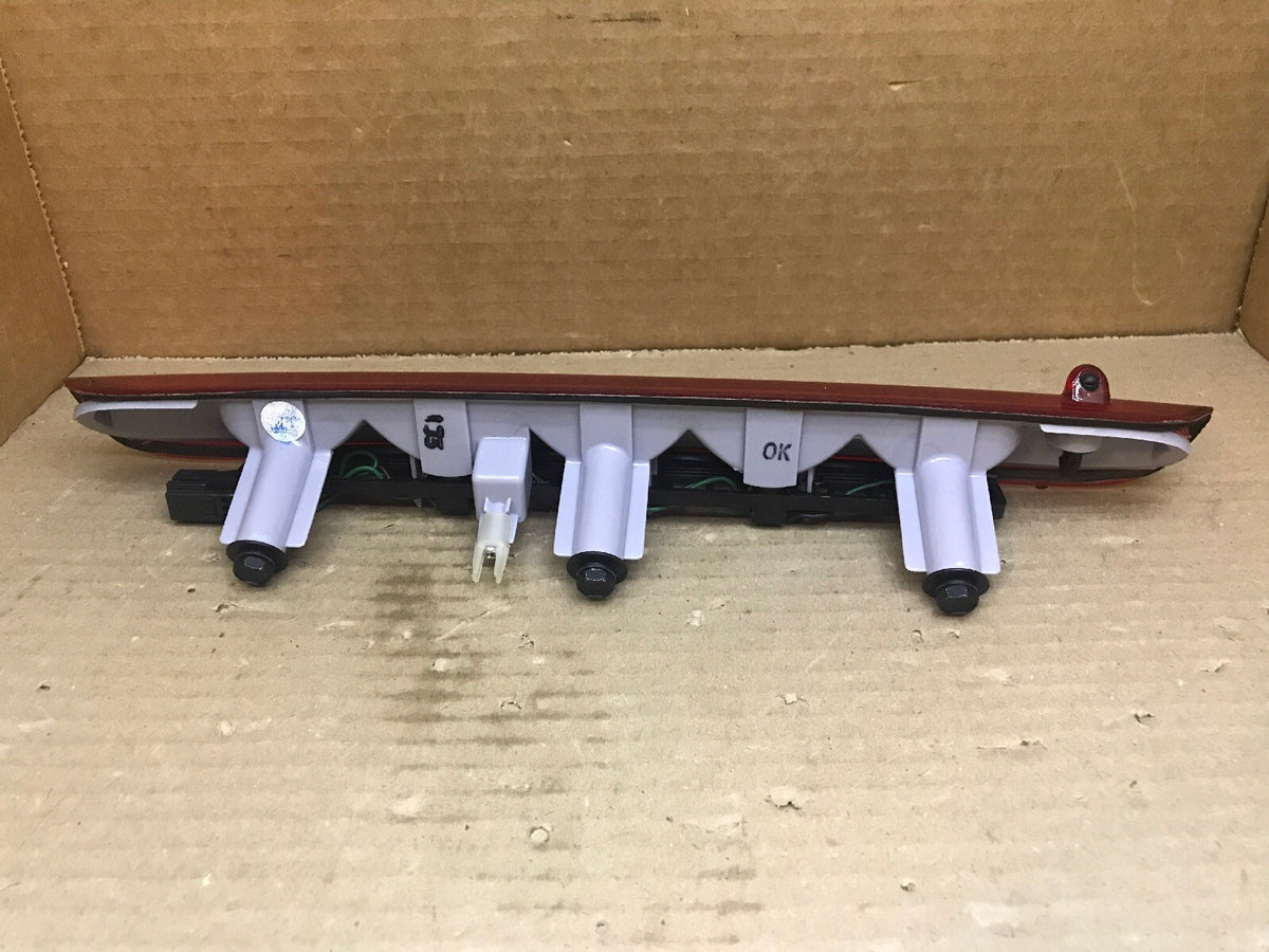 2014 2019 Kia Soul OEM Rear Third Brake Tail Light Lamp Upper Center 92700 B20104