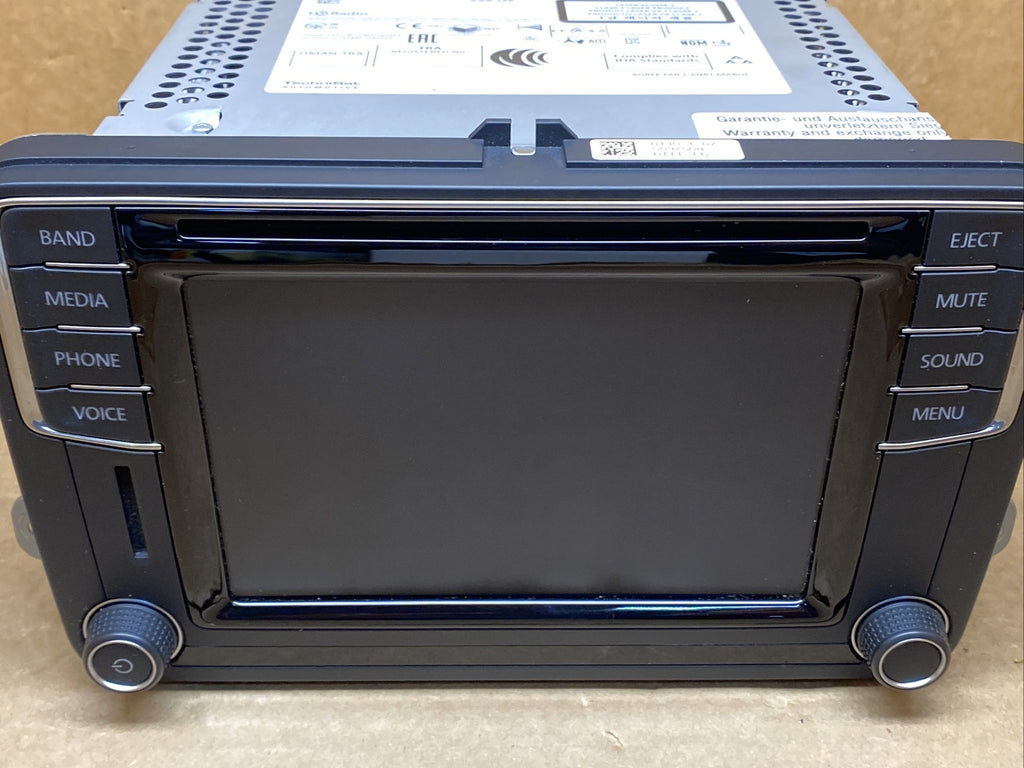 2016 2017 Volkswagen VW Passat CD Player Radio Display Screen OEM 5C0 035 200 C3