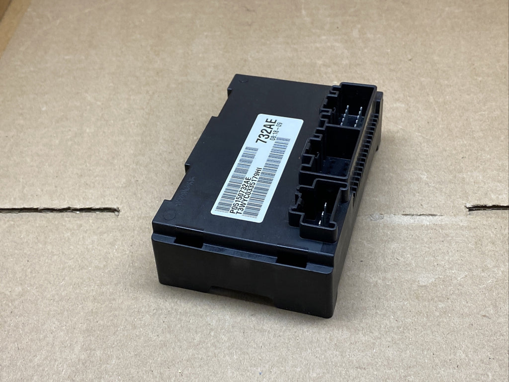 Jeep Grand Cherokee Transfer Case Control Module P05150732AE 05150732AE OEM6