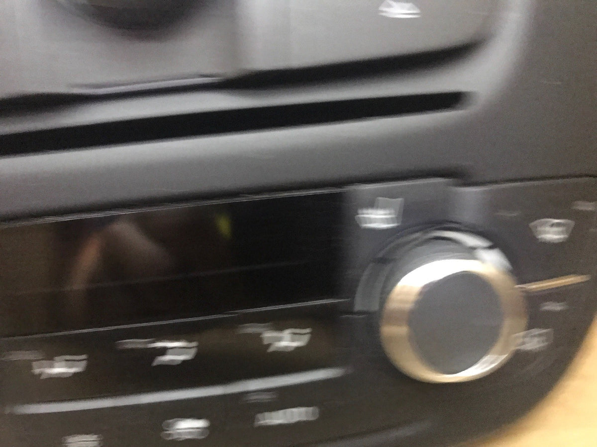 2011 2012 Buick Regal Radio Control Panel Face Plate Bezel Trim Temperature Temp9
