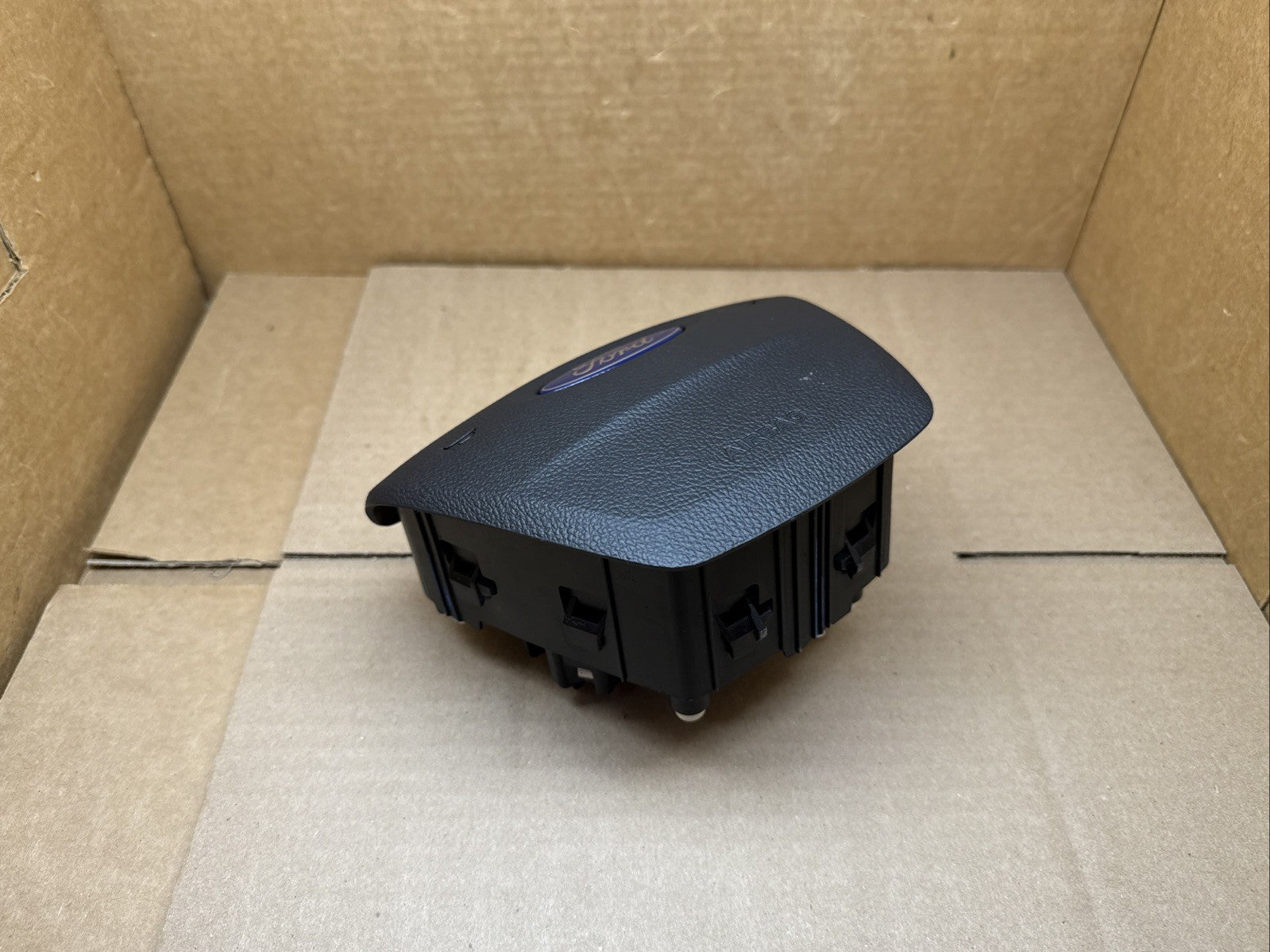 2018 2022 Ford Ecosport Front Left Driver Side Steering Wheel Air Bag Airbag5