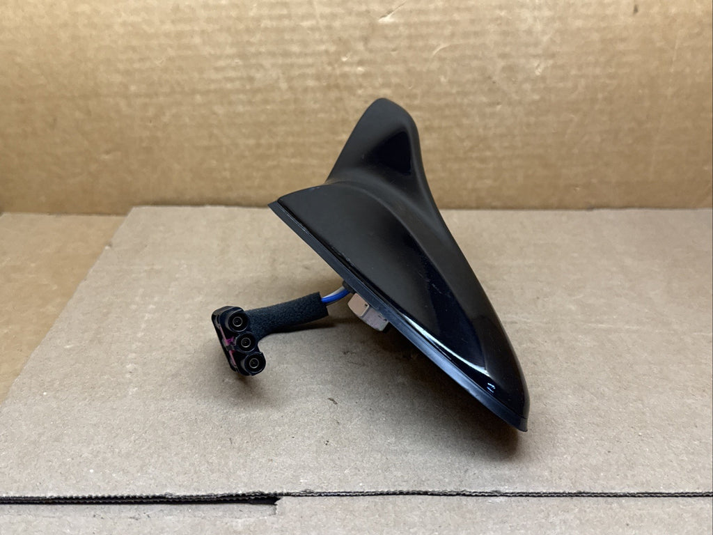 2012 2017 Hyundai Veloster Shark Fin Radio Roof Antenna 96210 2V801MZH BLACK5