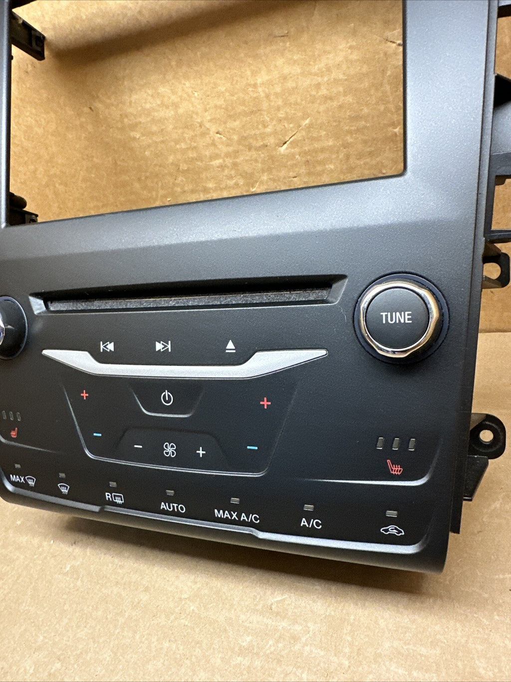 13 15 Ford Fusion Temp Temperature Climate Radio Control Bezel DS7T 18E245 SK3