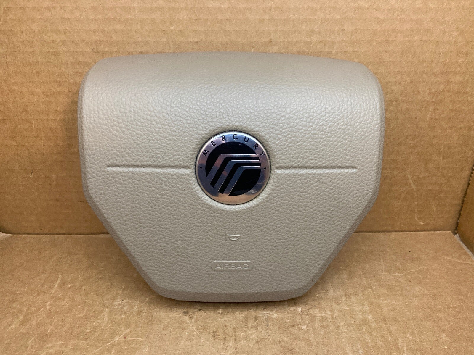 2006 2010 Mountaineer Front Left Driver Side Steering Wheel Air Bag Airbag Tan0