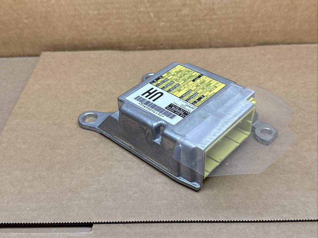 211 2014 Toyota Sienna Air Bag Airbag Control Module Computer 89170 081502