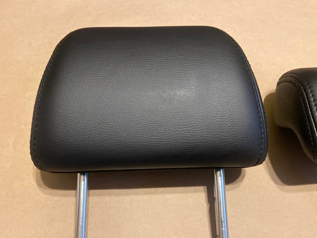2010 2014 Subaru Legacy Outback Back Rear Head Rest Headrest Black Leather Set 3