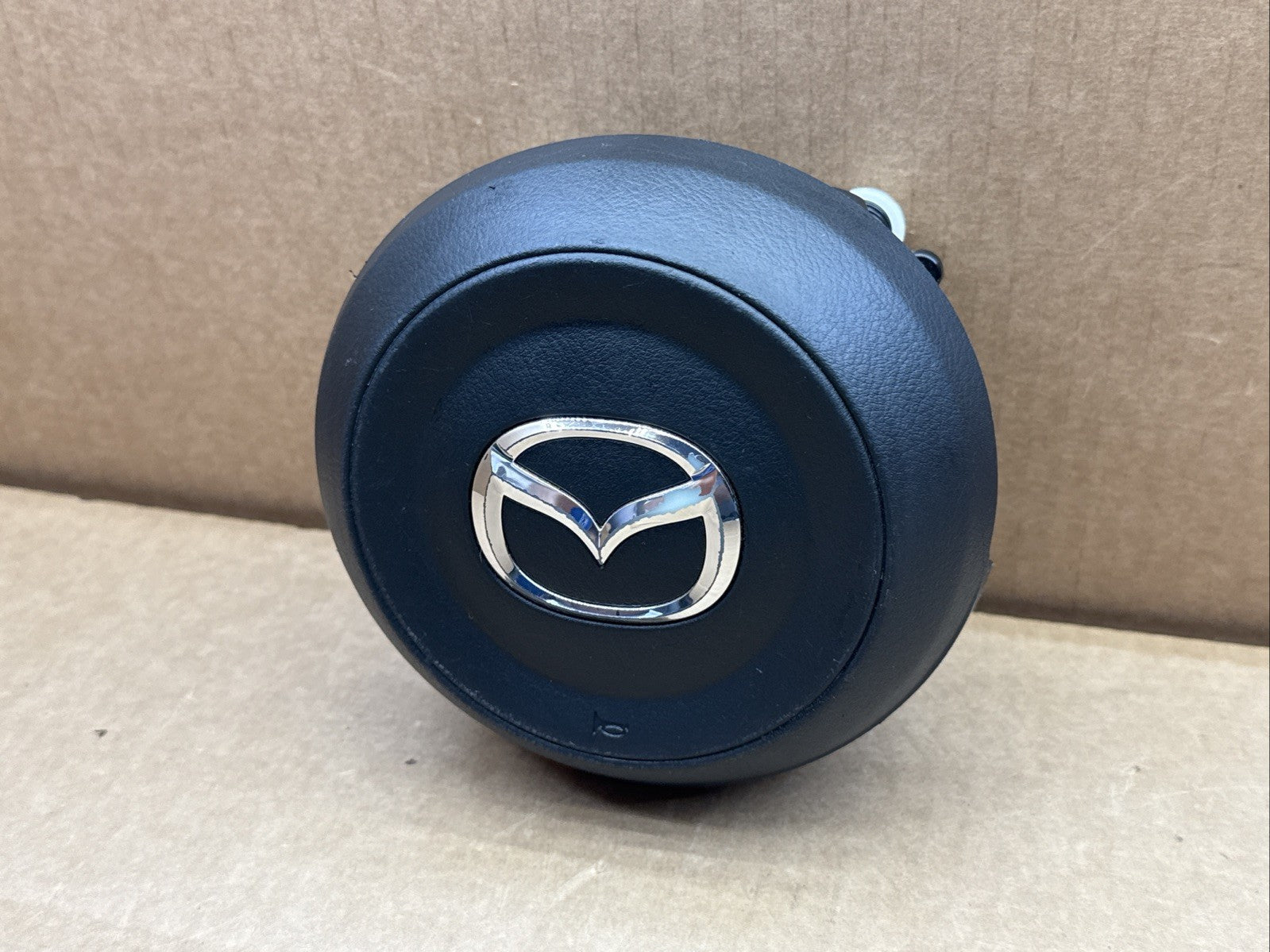 2017-2018 Mazda 3 Front Left Driver Side Steering Wheel Air Bag Airbag3