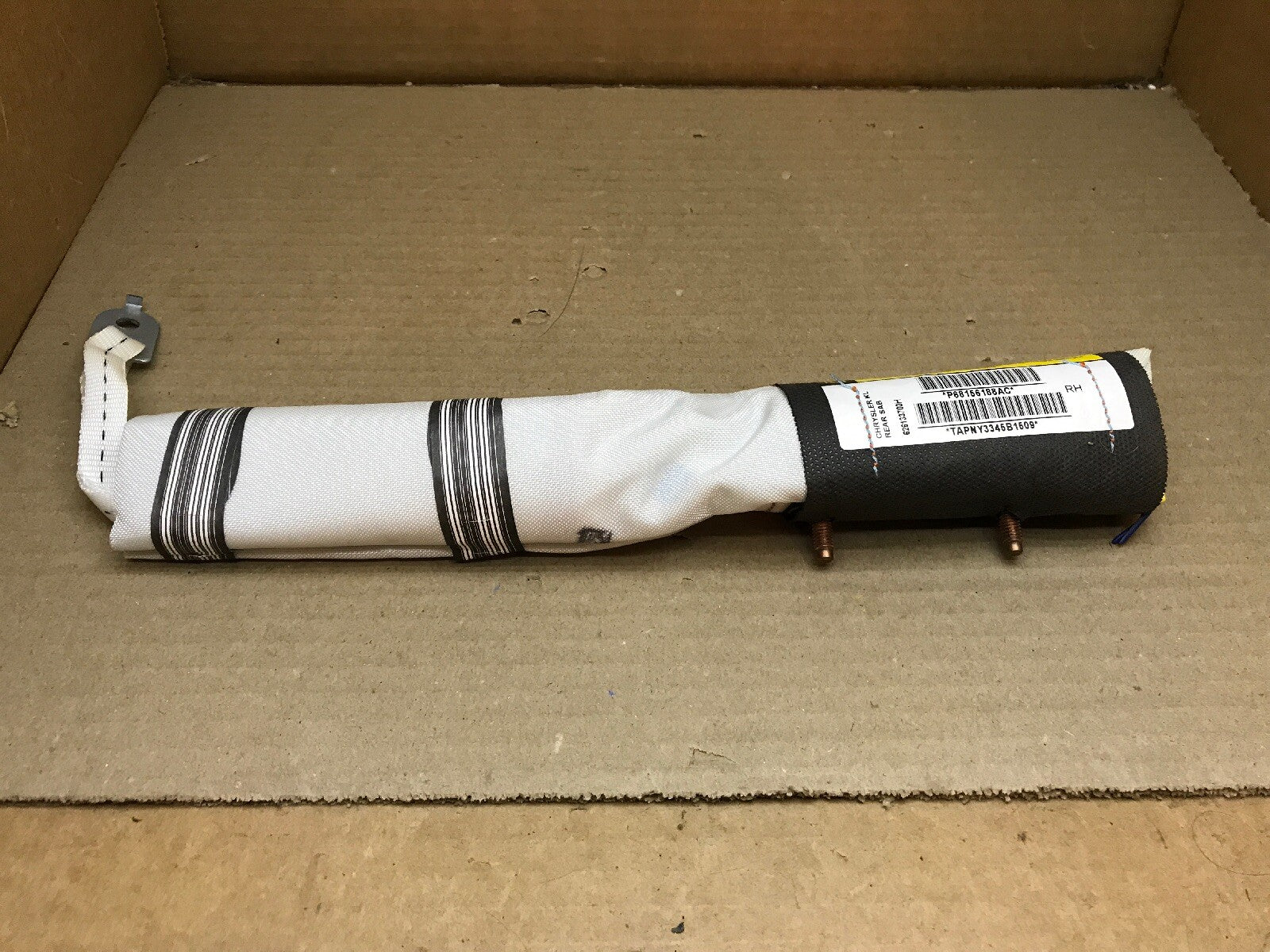 2014 2018 JEEP CHEROKEE OEM RIGHT RH PASSENGER REAR BACK SEAT AIRBAG AIR BAG 0