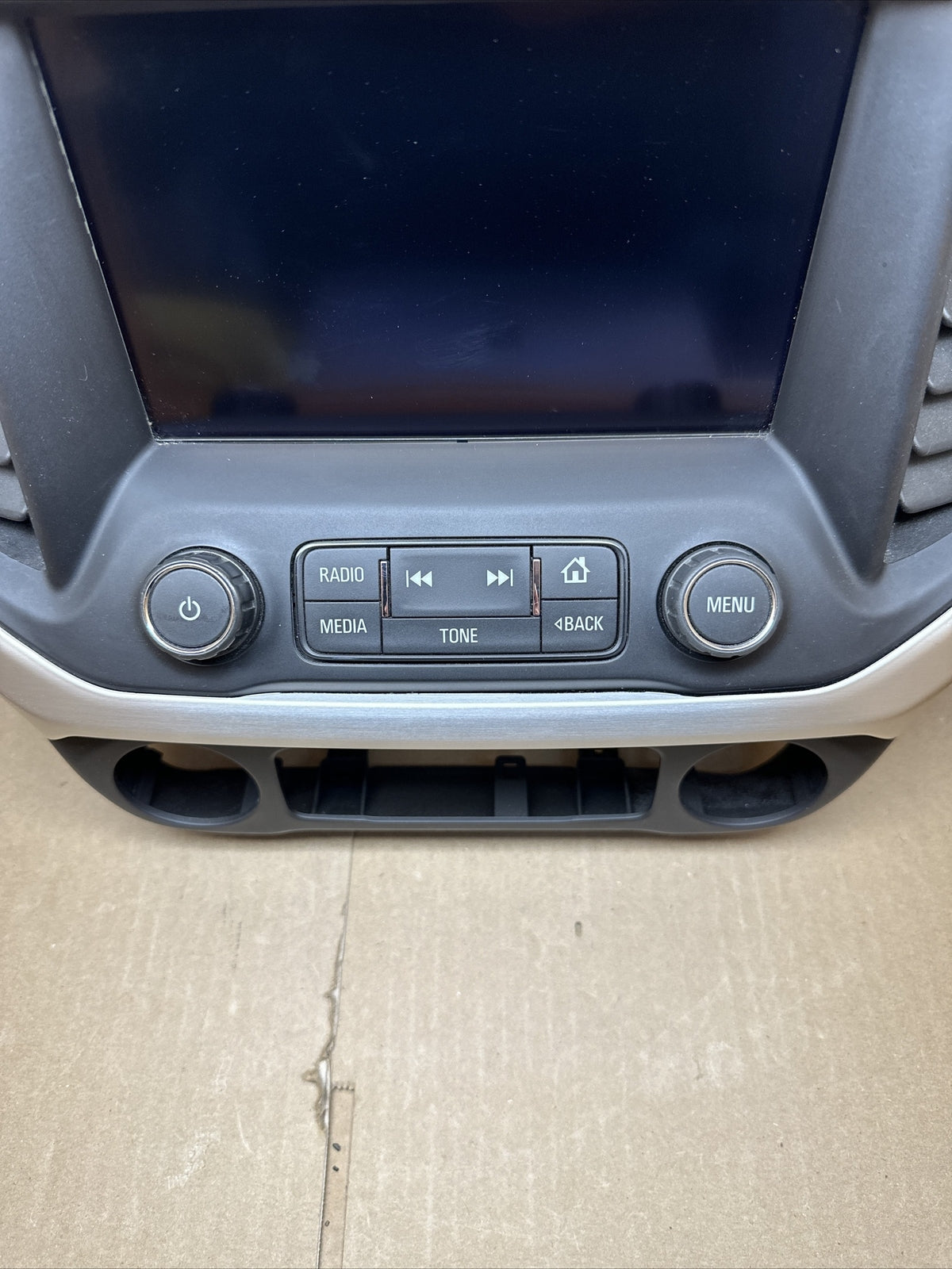 2017   2019 GMC Acadia OEM Radio Display Screen Control Panel Vents 843341161