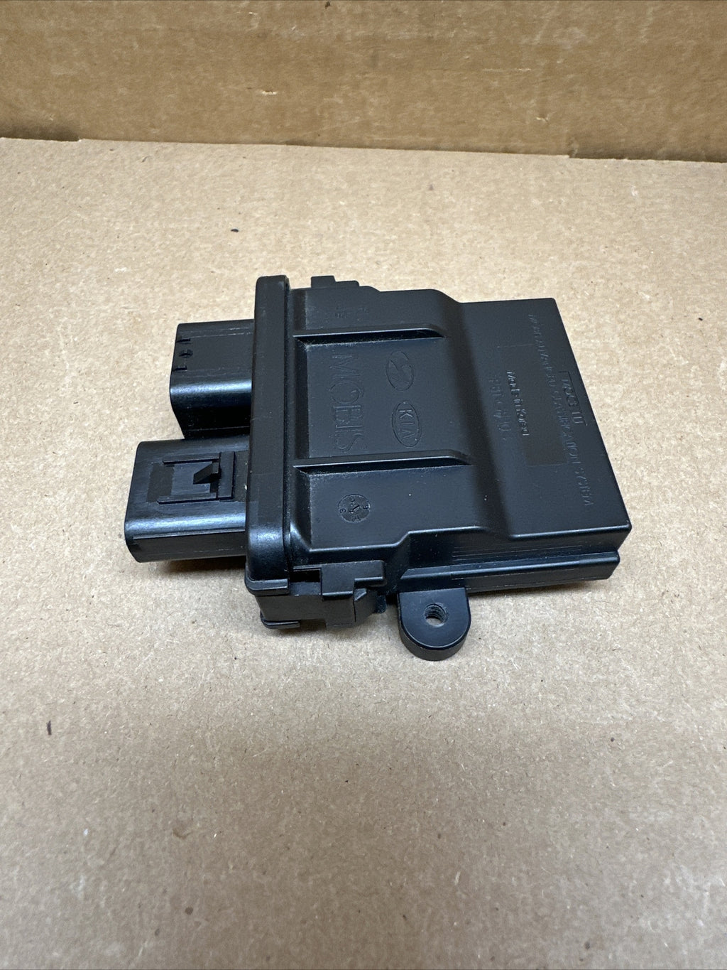 2011 2014 HYUNDAI SONATA PASSENGER SEAT OCCUPANT SENSOR MODULE 88950 3Q500 OEM3