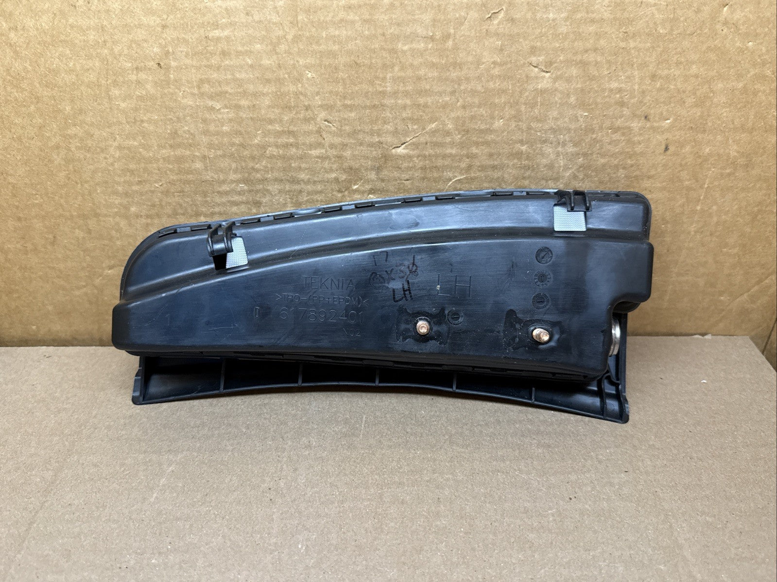 2017 2019 Infiniti QX30 Front Left Side Driver Seat Air Bag Airbag4