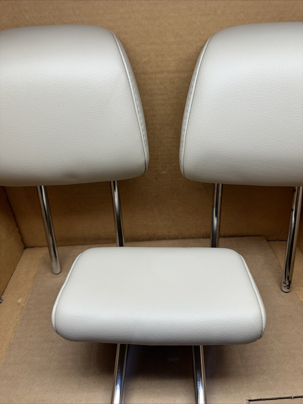 2015 2020 FORD EDGE OEM REAR BACK SEAT HEADRESTS HEAD REST LEATHER SET 34