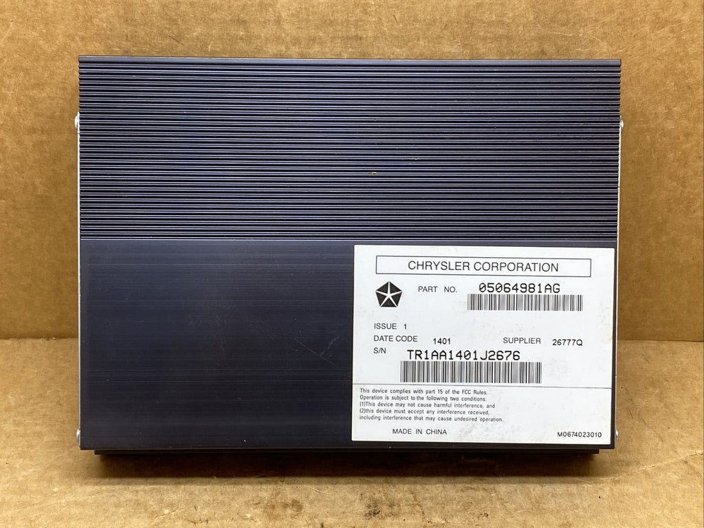 2013 2014 Dodge Charger Chrysler 300 Journey Audio Amplifier 05064981AG OEM0