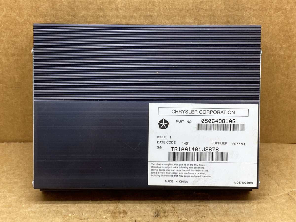2013 2014 Dodge Charger Chrysler 300 Journey Audio Amplifier 05064981AG OEM0