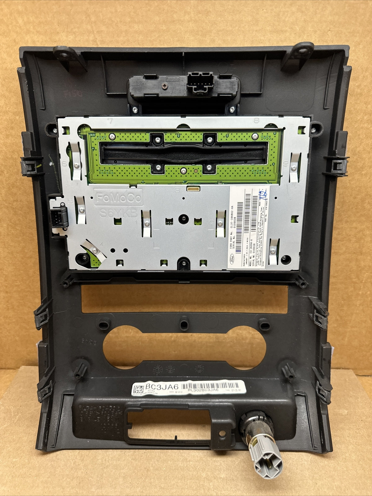 2012 2014 F 150 F150 Radio Control Panel Bezel CL3T 18A802 HA5