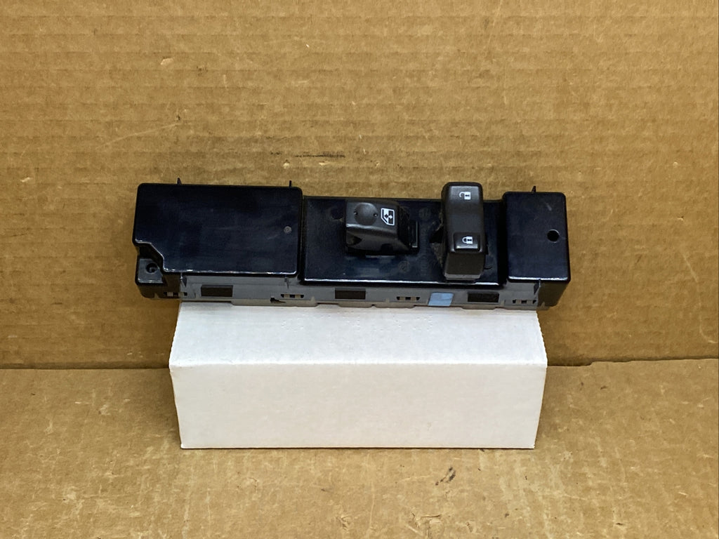 03 06 Tahoe Yukon Silverado Window Control Switch Front Right Passenger Door0