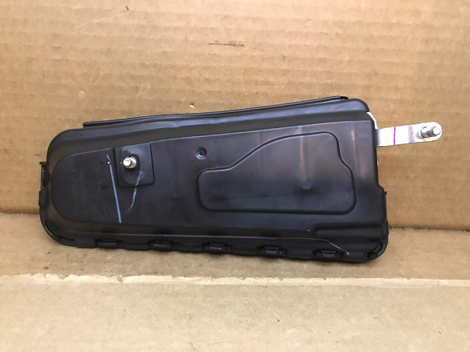 09 14 200 JOURNEY AVENGER RIGHT FRONT PASSENGER SEAT AIRBAG AIR BAG P04645992AE2