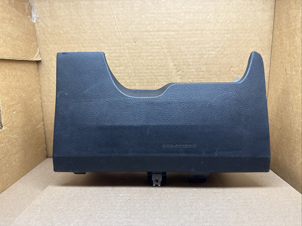 2014 2019 Toyota Yaris Front Left Side Driver Knee Lower Air Bag Airbag Black2