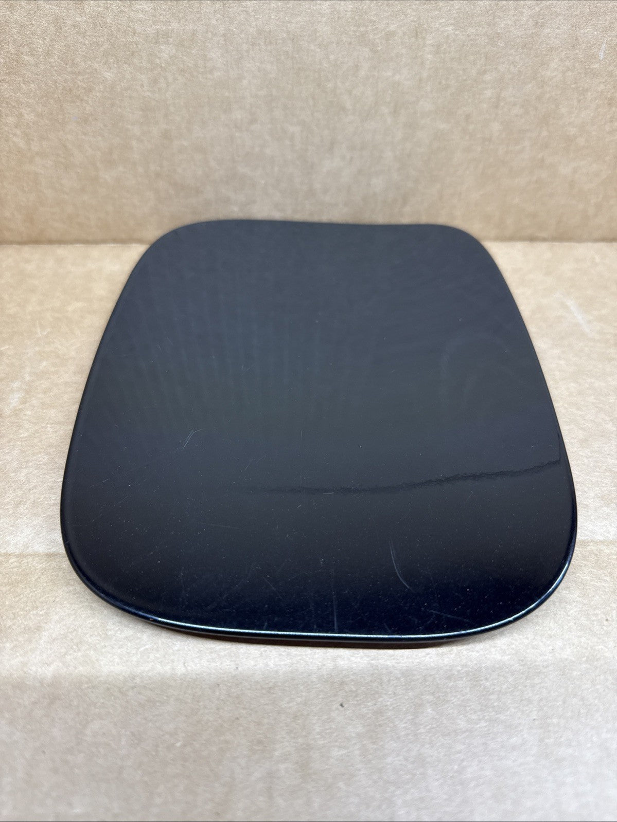 2020 2025 Ford Explorer Fuel Gas Tank Filler Door Lid Cover OEM UM Black4