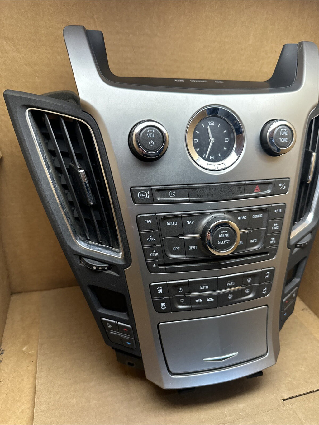 2008 2012 CADILLAC CTS RADIO CLIMATE CONTROL PANEL BEZEL OEM 259605672