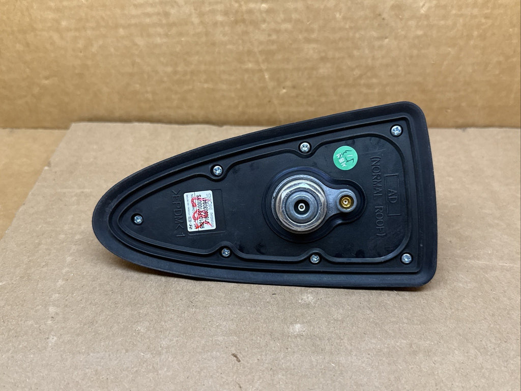 2016 2018 Hyundai Elantra Radio Antenna OEM Symphony Silver 96210 F2100UYS6