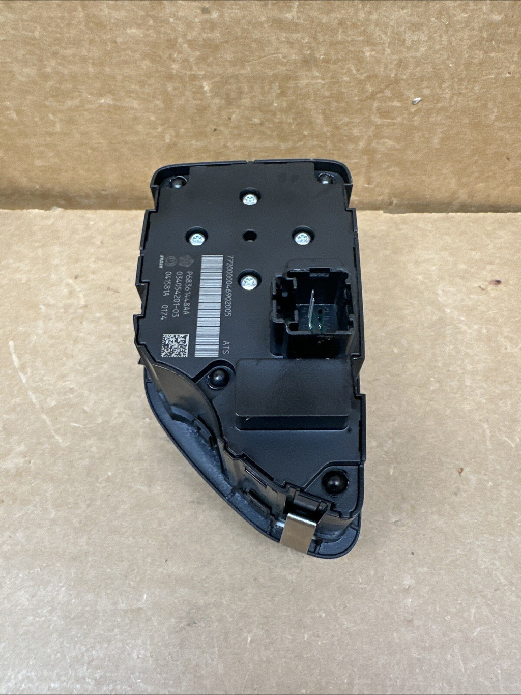 2014 2023 Jeep Cherokee Center Console Transfer Case Switch OEM P68361448AA3