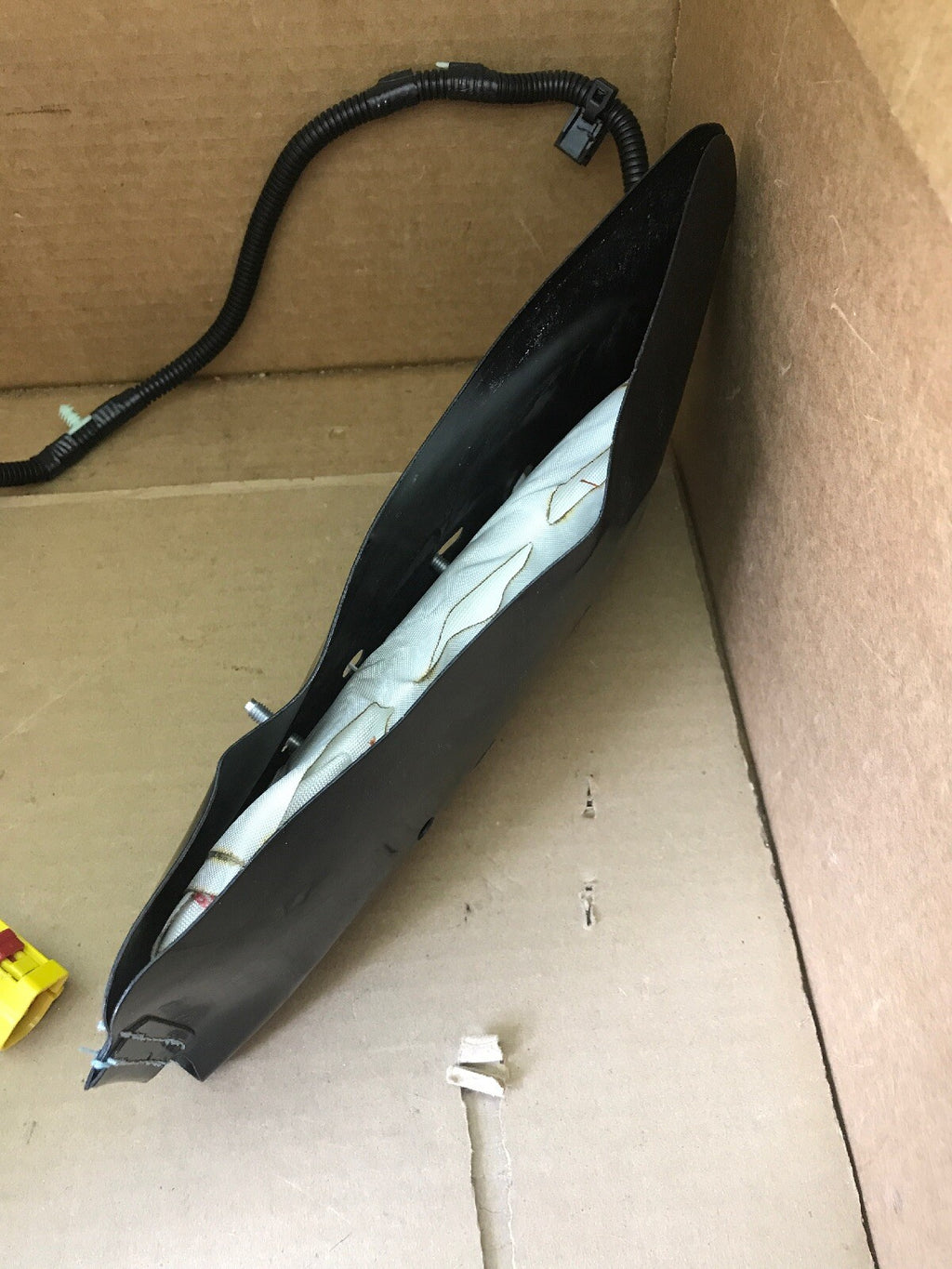 2010 2019 Ford Interceptor Taurus Front Right Side Passenger Seat Air Bag Airbag4