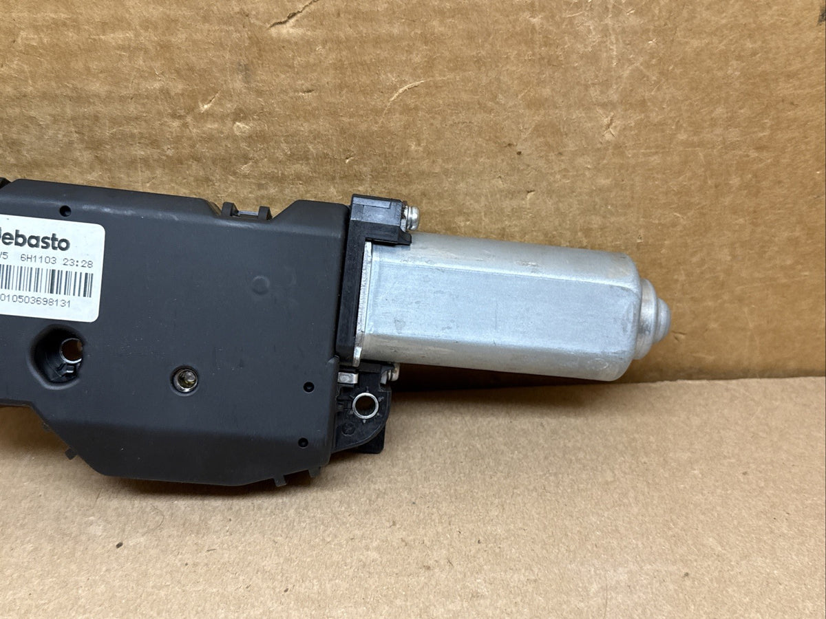 2014 2018 Subaru Forester Sun Roof Sunroof Motor OEM3