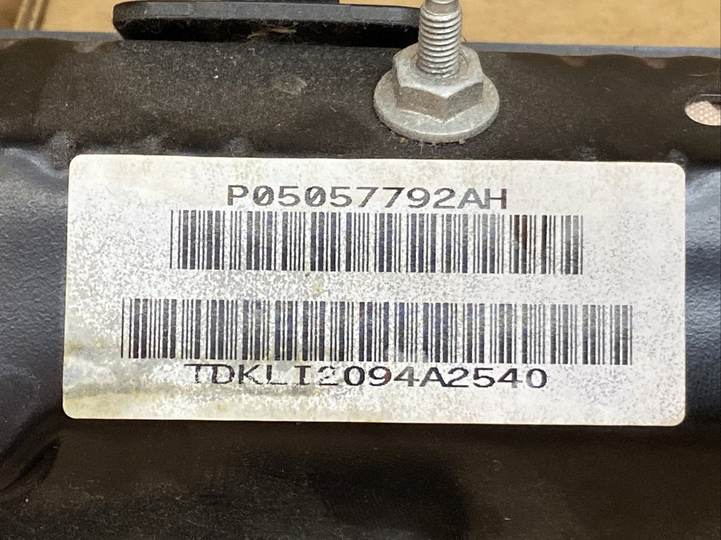 Chrysler 300 Charger Left Side Driver Knee Lower Air Bag Airbag P050577923