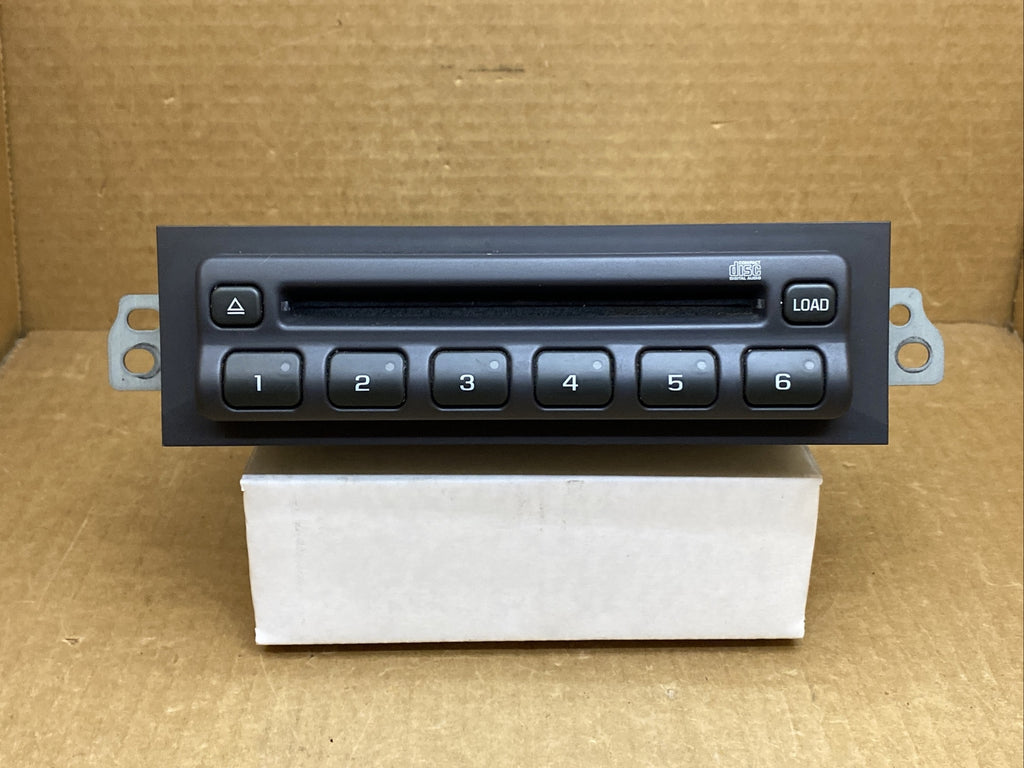 2003 2006 Sierra Yukon Denali Escalade 6 Disc Radio Player Genuine 151226170
