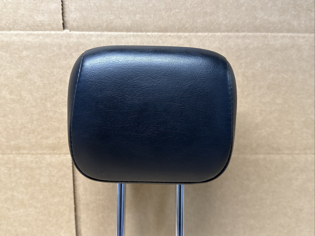 2020 2024 CHRYSLER VOYAGER REAR 3RD ROW CENTER SEAT HEADREST OEM BLACK LEATHER2