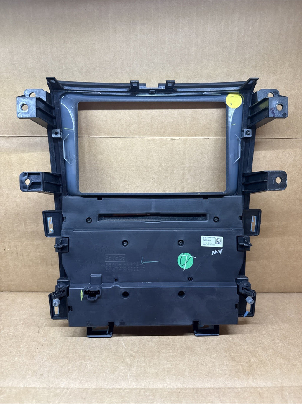 2011 2014 Ford Edge Sony Radio Face Bezel Climate Control Panel BT4T 18A802 CP8