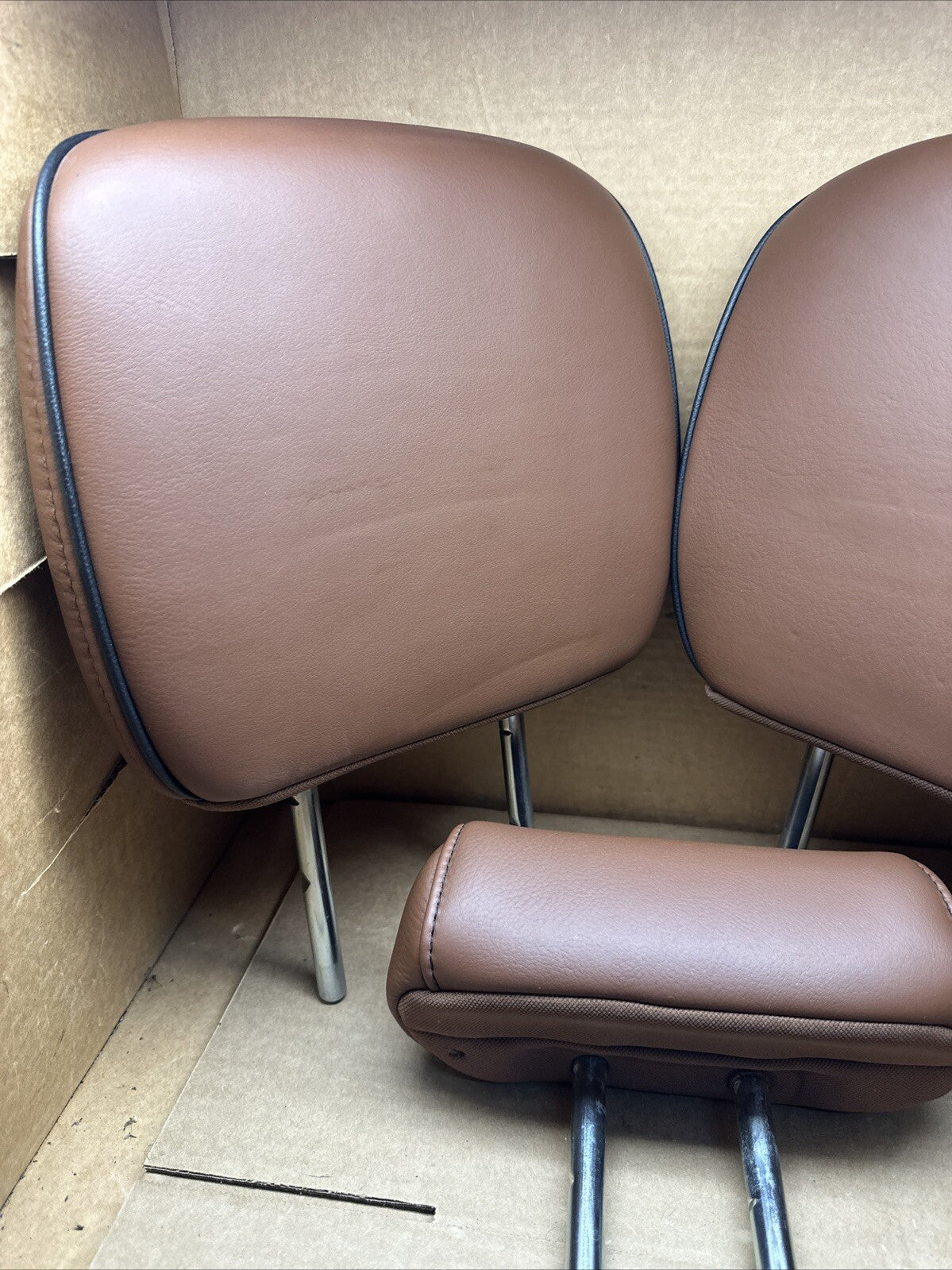 2009 2018 Dodge Ram 1500 2500 3500 Rear Brown Leather Head Rest Headrest Set OEM1