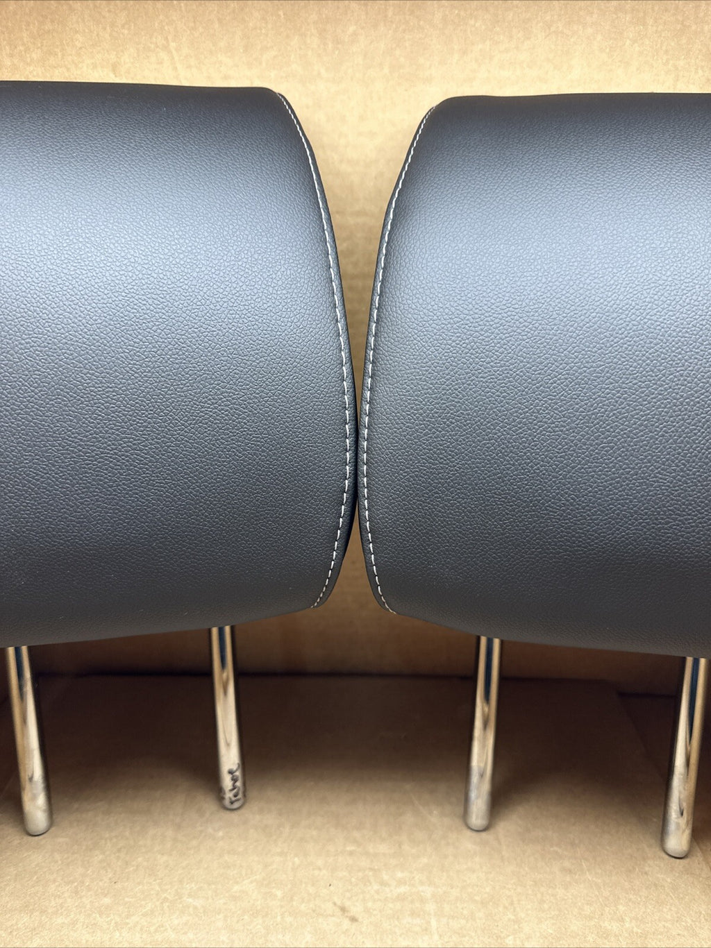 2015 2020 GMC YUKON XL TAHOE SUBURBAN Rear Third 3rd Row BLACK Headrests3