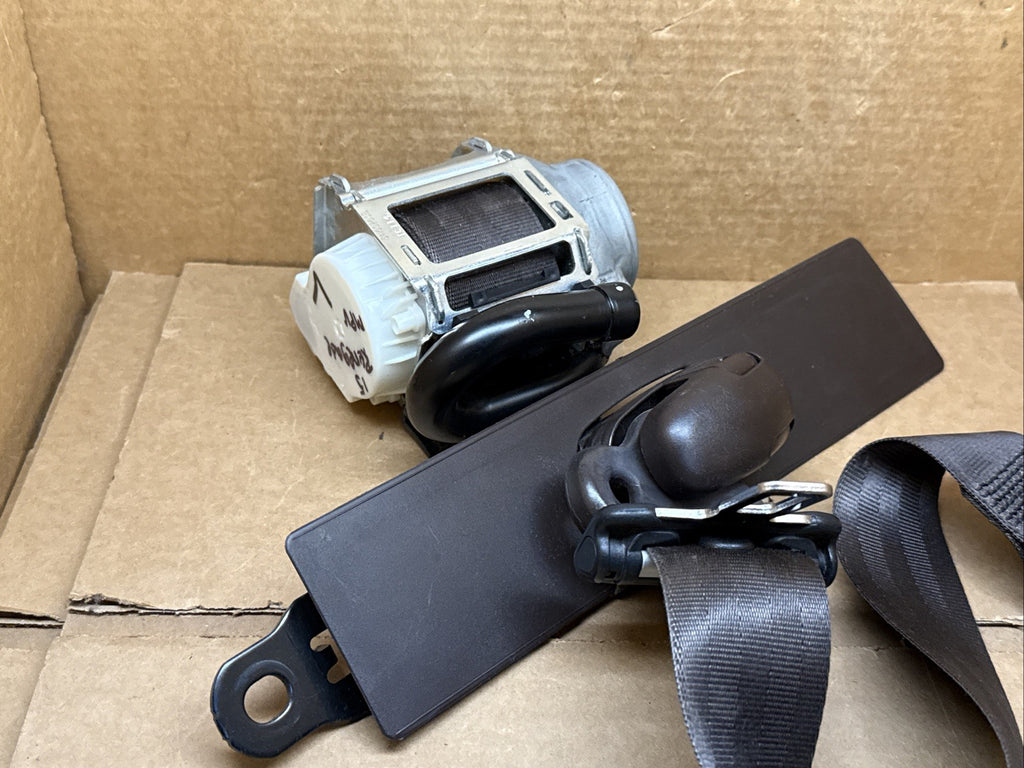 2015 2018 Renegade Front Left Driver Side Seat Belt Seatbelt Retractor Brown1