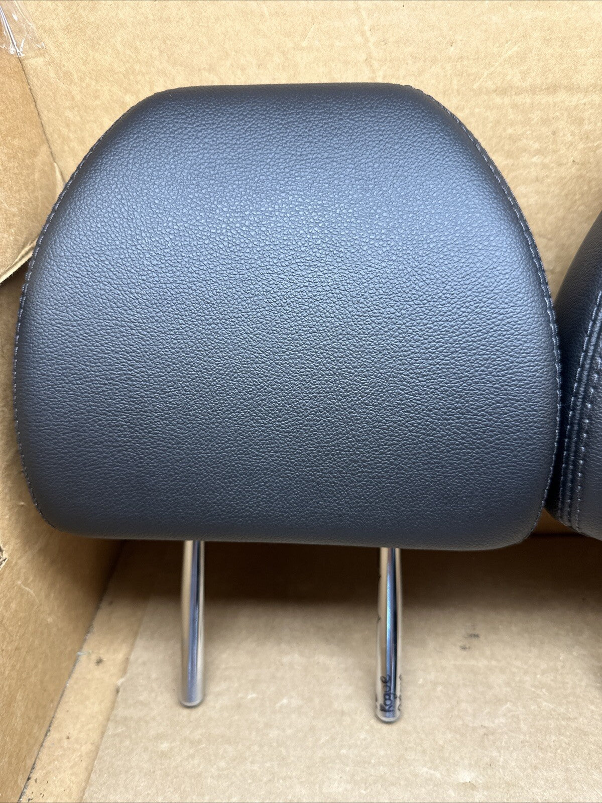 2014 2020 NISSAN ROGUE REAR LEFT CENTER RIGHT SEAT BLACK LEATHER HEADRESTS3