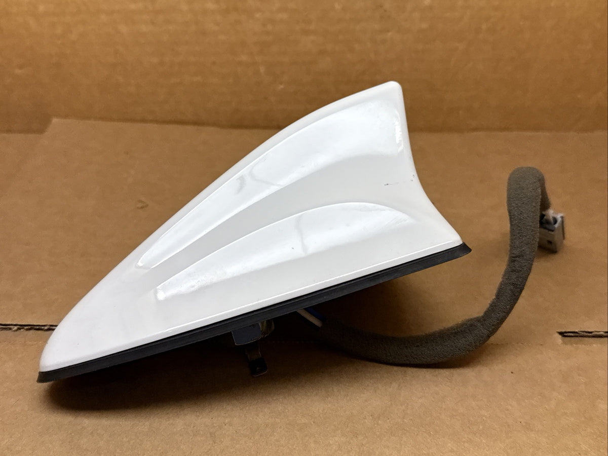2014 2016 Kia Sportage Shark Fin Antenna OEM White 96210 3W800UD0