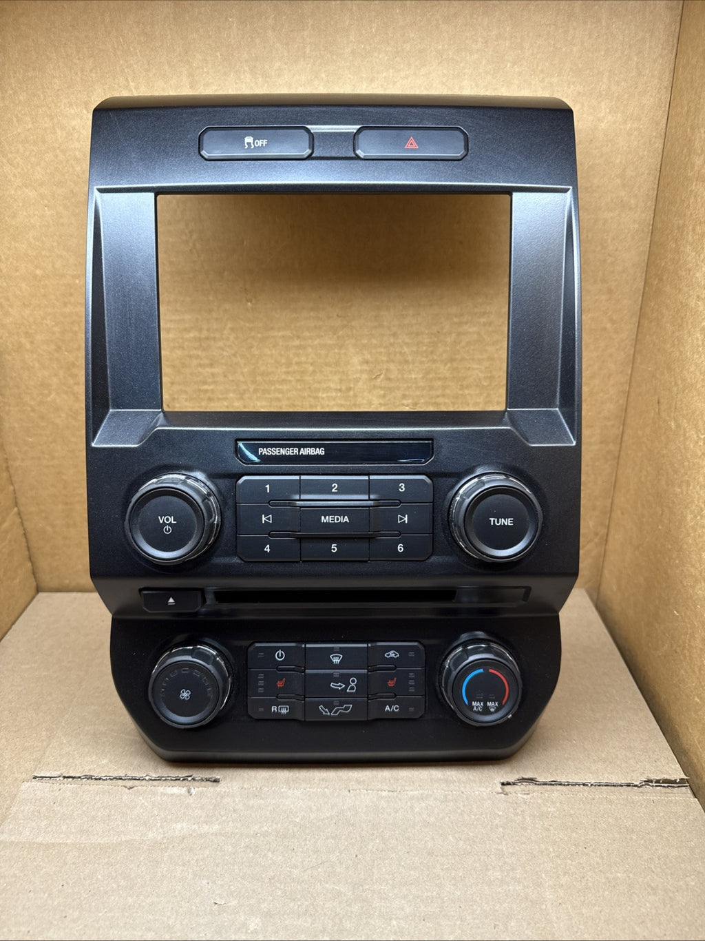 2015 FORD F150 RADIO STEREO CONTROL PANEL W/ TEMPERATURE CONTROL FL3T 18E243 CDJ0