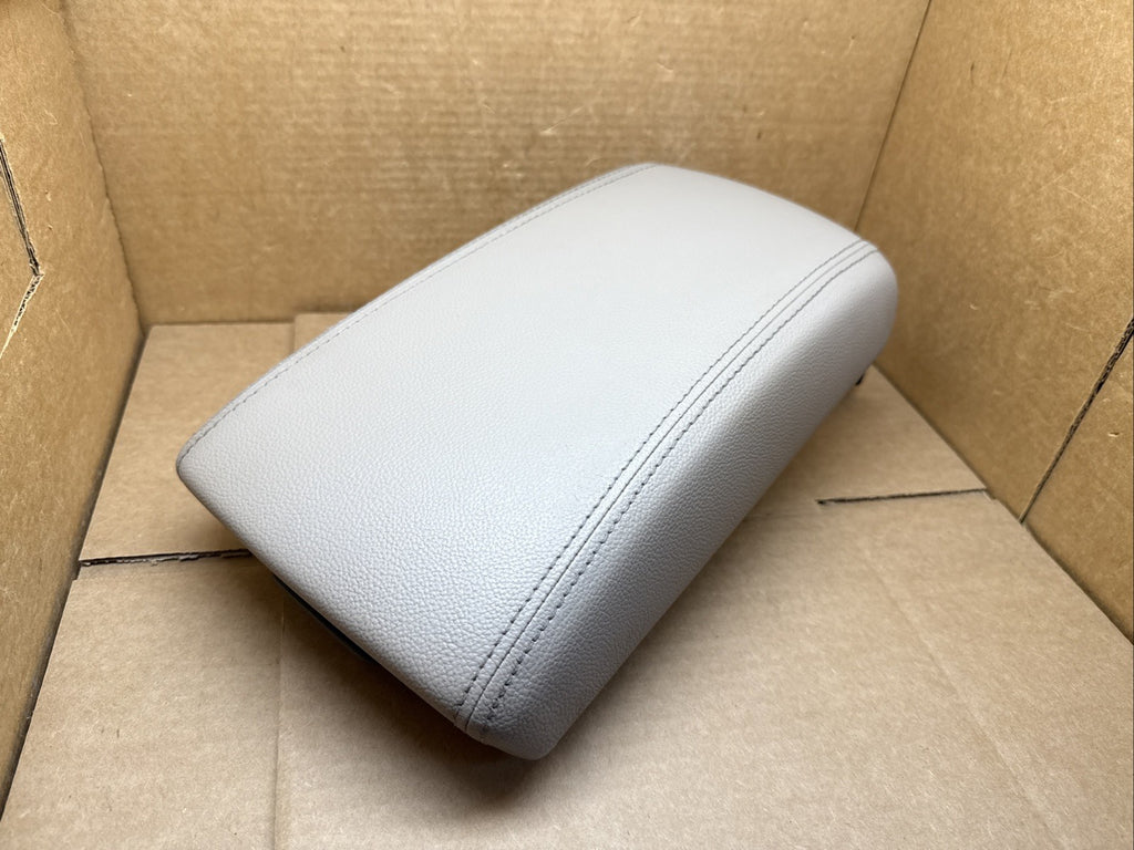 2016 2021 Hyundai Tucson Center Console Lid Cover Top Arm Rest Armrest Tan2
