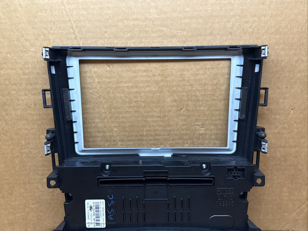 17 20 Fusion Temperature Climate Sony Radio Control Bezel Panel HS7T 18E245 BPB6