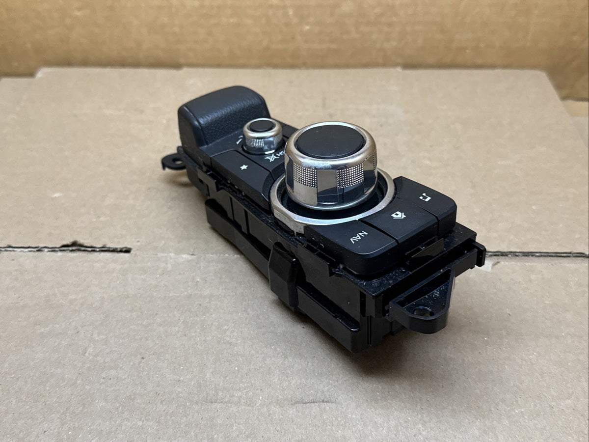 2016 2018 Toyota Yaris iA Control Switch Audio Radio Navigation DB5J 66 CM05