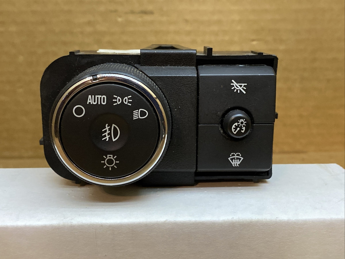 07 15 ACADIA TRAVERSE HEAD LIGHT HEADLIGHT LAMP SWITCH BUTTON CONTROLS 152518830