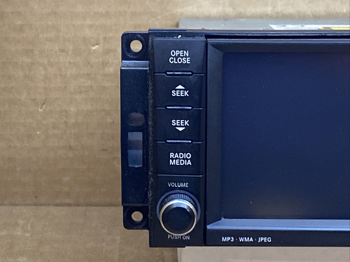 Jeep Dodge Chrysler Touchscreen Radio RHR P68092001AE 68092001AE1